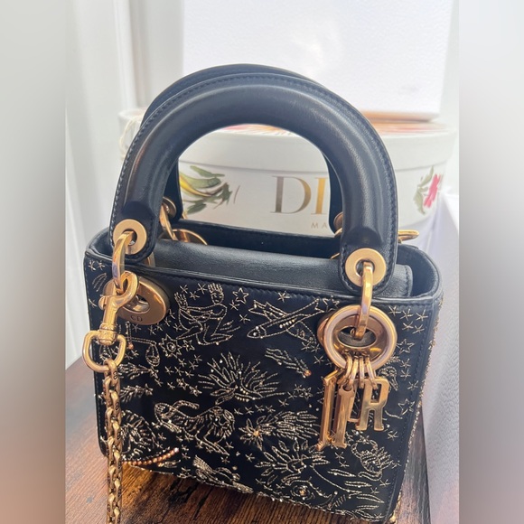 🩷Sold🩷Good condition lady Dior mini - Picture 4 of 9